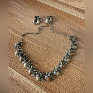Elegant Leaf and Acorn Jewelry Set
